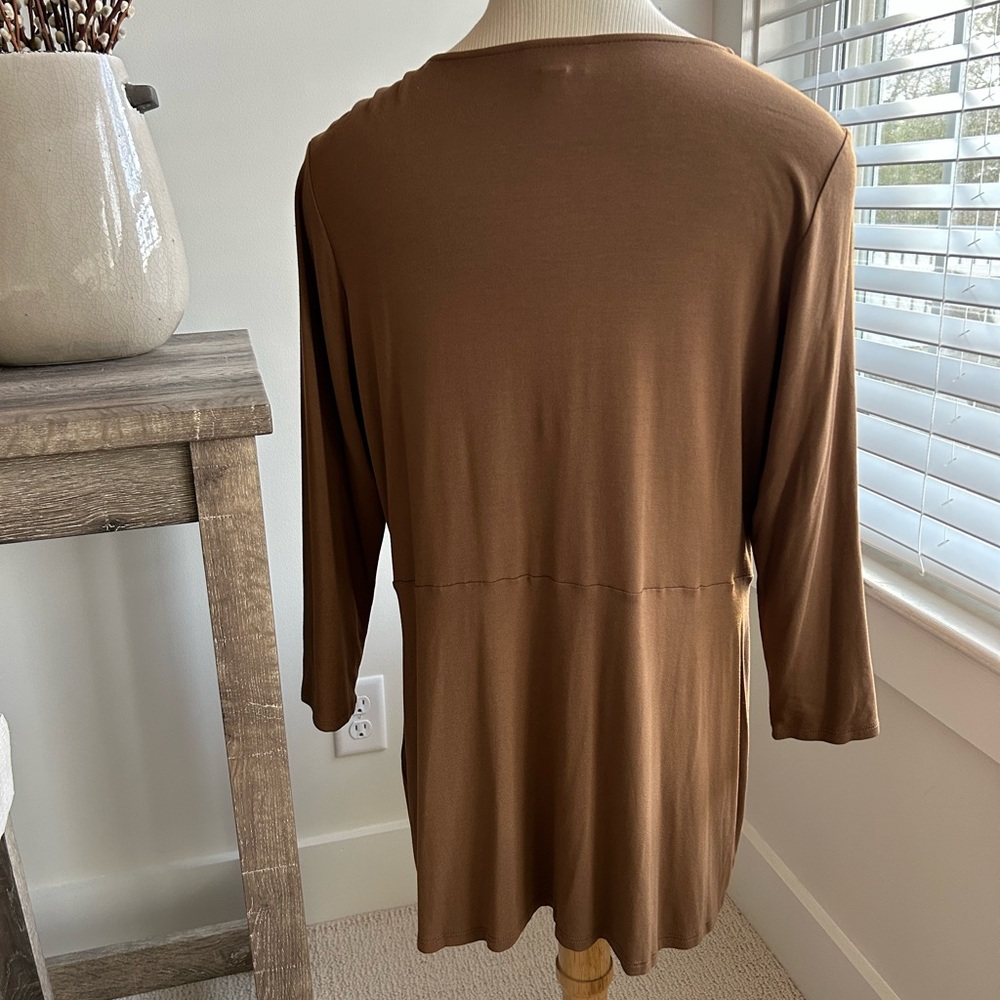 J Jill Soft Stretch Wrap top Sz M, NWOT. - Picture 3 of 3